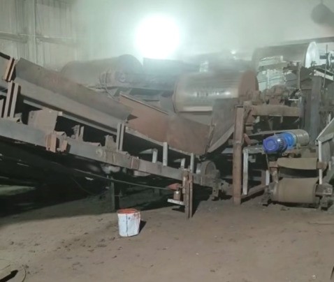 江蘇地區(qū)新款315斷橋鋁破碎機(jī)配合兩條渦電流作業(yè)