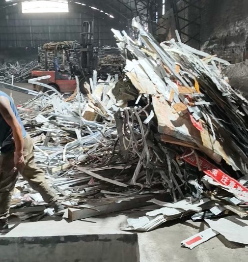 路友廢鋁破碎機好上手，好出料，好漂亮