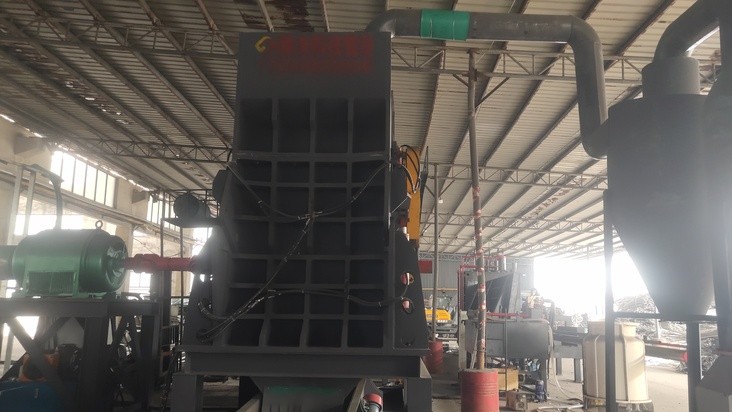 這就叫專業(yè)！恭喜江西老表路友破碎分選線安裝完成