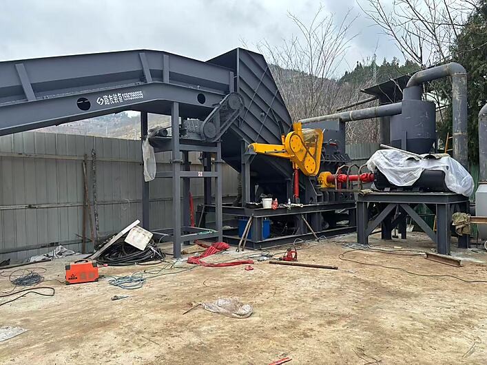 河南又一臺(tái)破碎線結(jié)束安裝任務(wù)，等待試機(jī)。